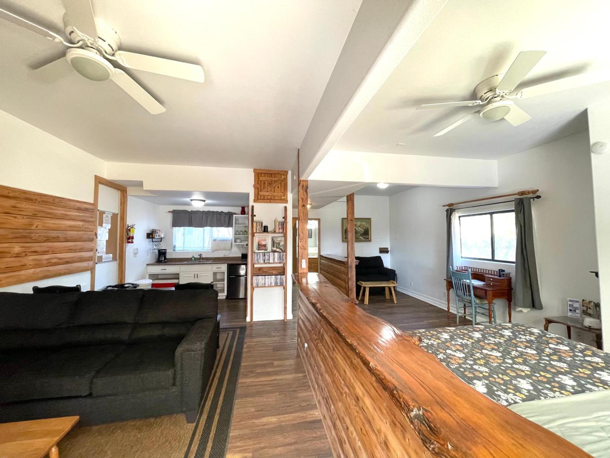 Sierra Mountain Lodge - Vacation Rentals - Yosemite オーウェニー エクステリア 写真