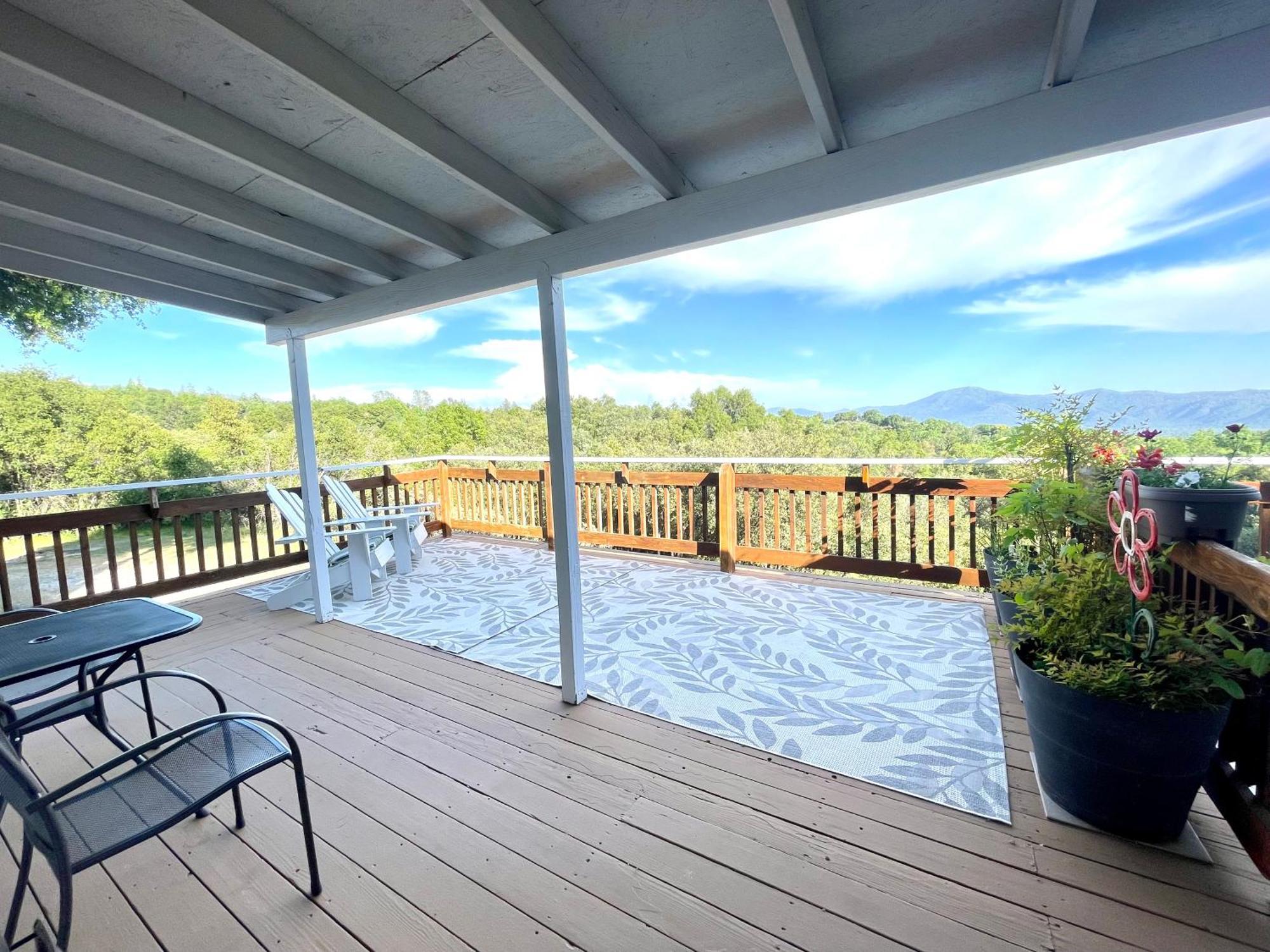 Sierra Mountain Lodge - Vacation Rentals - Yosemite オーウェニー エクステリア 写真