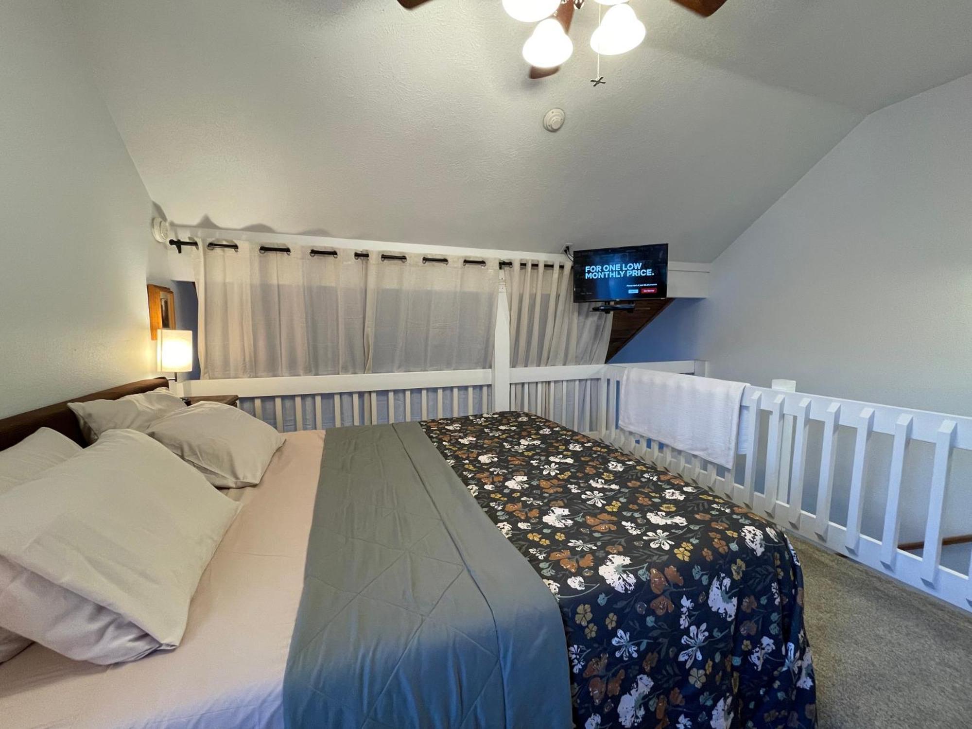 Sierra Mountain Lodge - Vacation Rentals - Yosemite オーウェニー エクステリア 写真